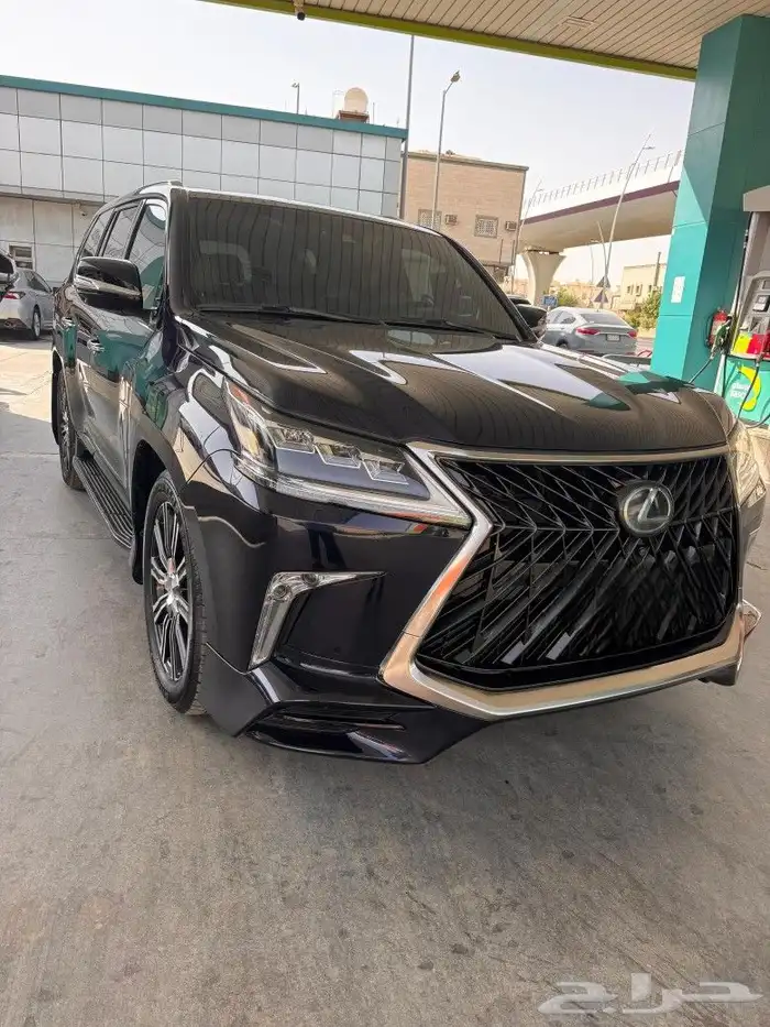 جيب لكزس 2020 LX570 1