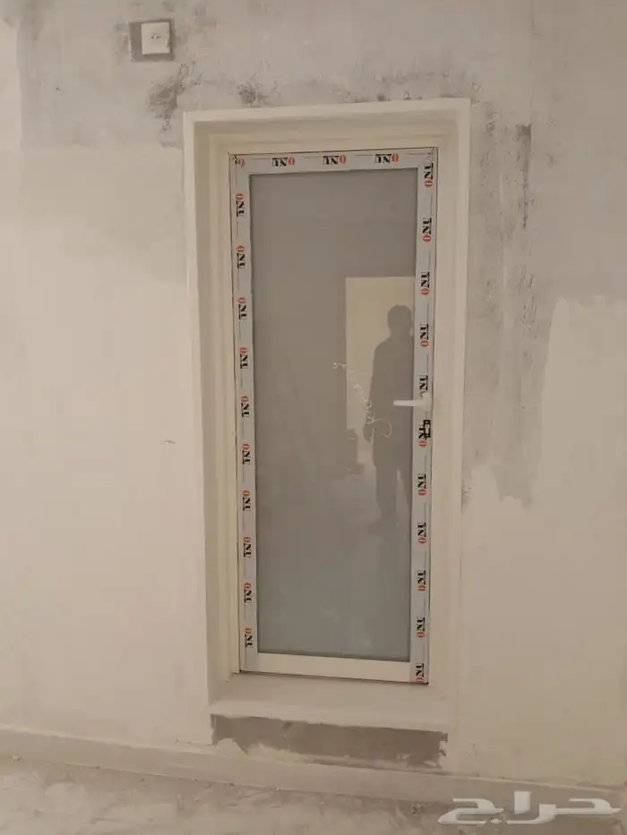 ابواب المنيوم شبابيك المنيوم واجهات المنيوم باب المنيوم شباك 1