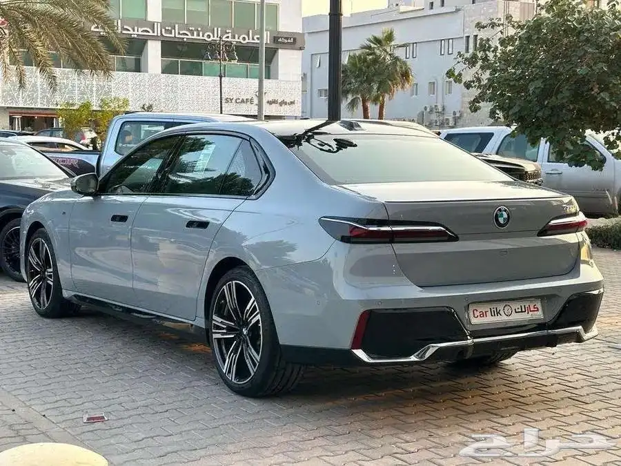 BMW 735 0