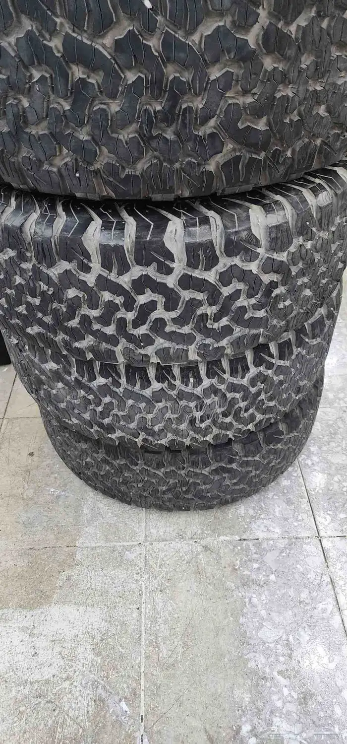 كفرات جيب لاندكروزر مقاس 315 70 17 1