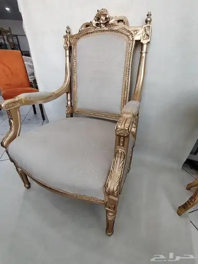 كراسي كلاسيكي مستعمل مجدد جاهز 3