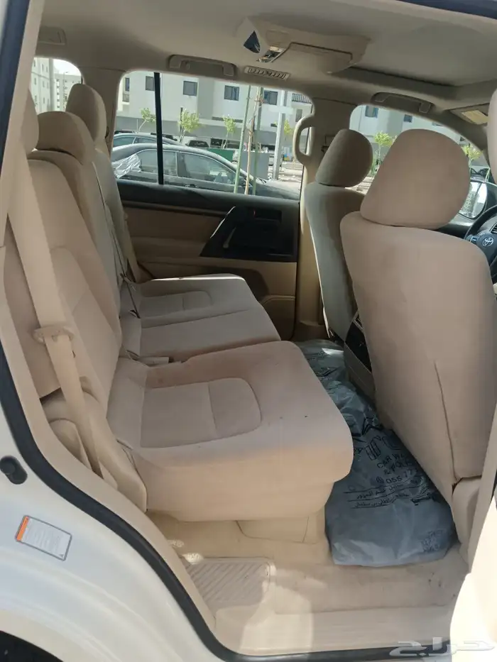 لاندكروزر GXR V6 2