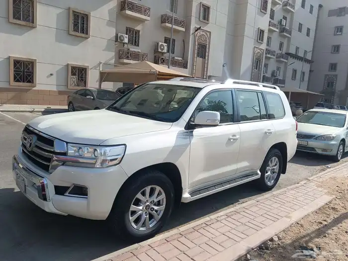 لاندكروزر GXR V6 0
