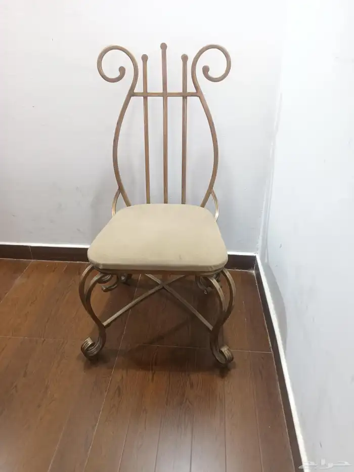 كراسي حديد مشغول 50 ريال 1
