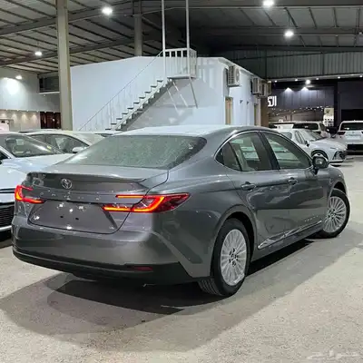 كامري LE 2025 4
