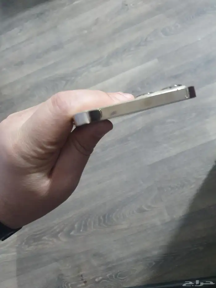 ايفون 512 قيقا 12 بروماكس ذهبي 4