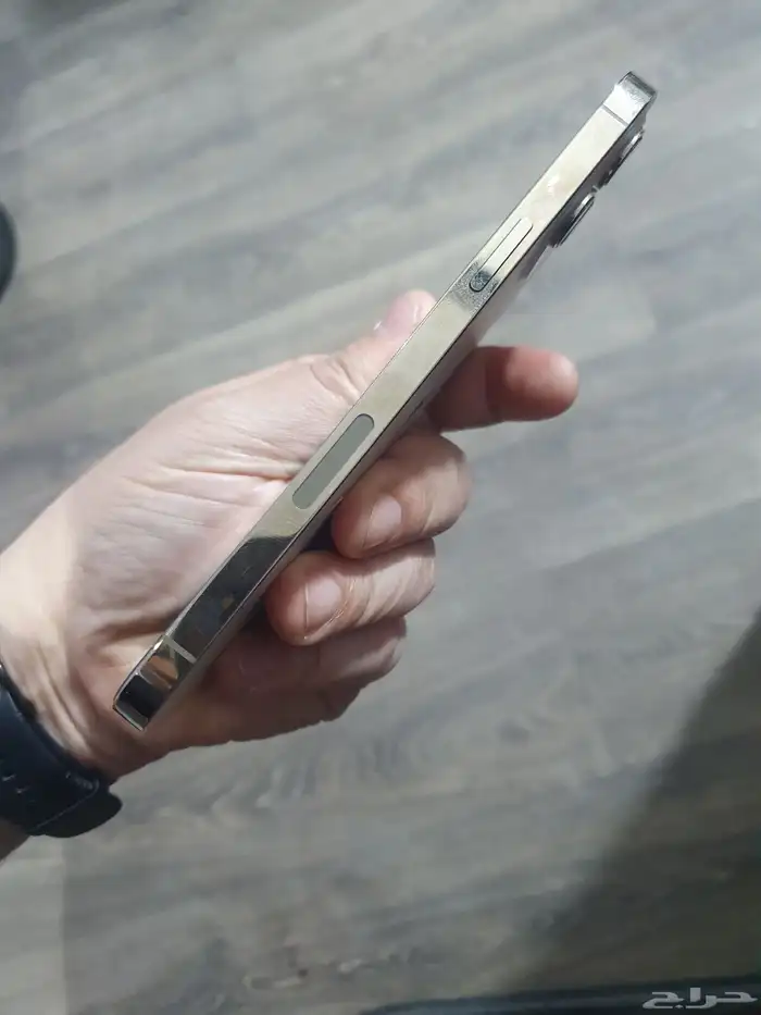 ايفون 512 قيقا 12 بروماكس ذهبي 6