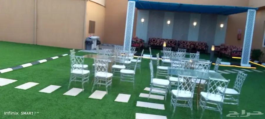 طاولات عشاء 8