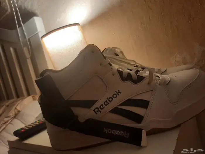 جزمة من شركة ريبوك Reebok 3