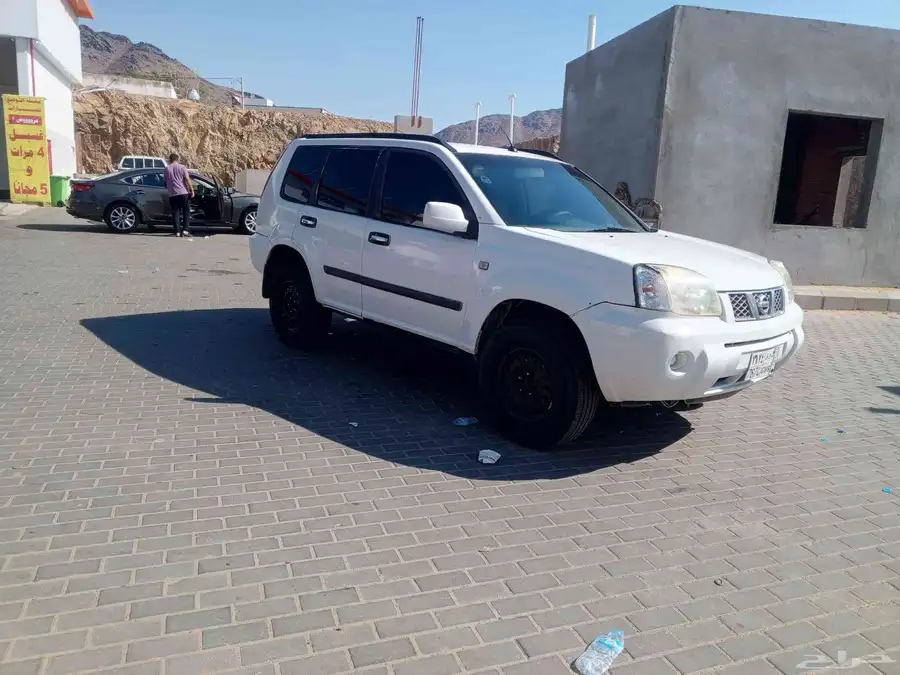 نيسان اكس تريل 2007 1