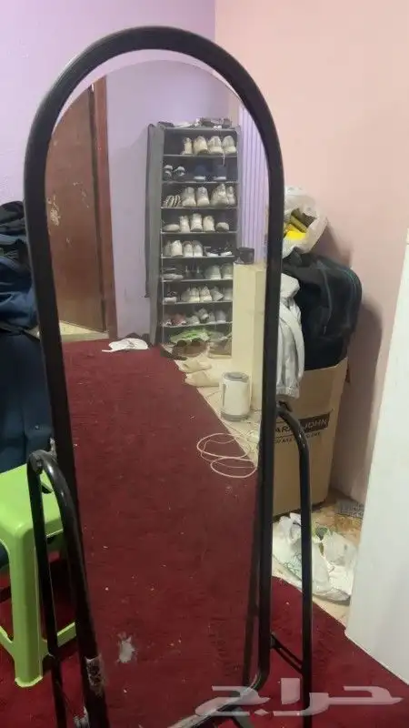 سرير اطفال100ريال .عربه اطفال 150ريال .فرن كهربائي 100.بيت ا 8