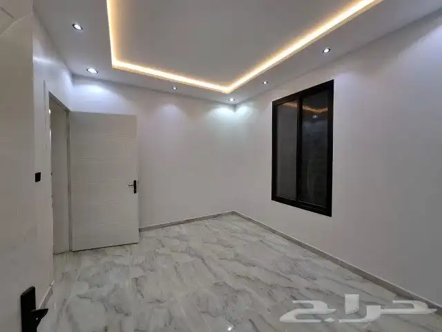 دور تون هاوس المساحه 300 درج داخلي 3