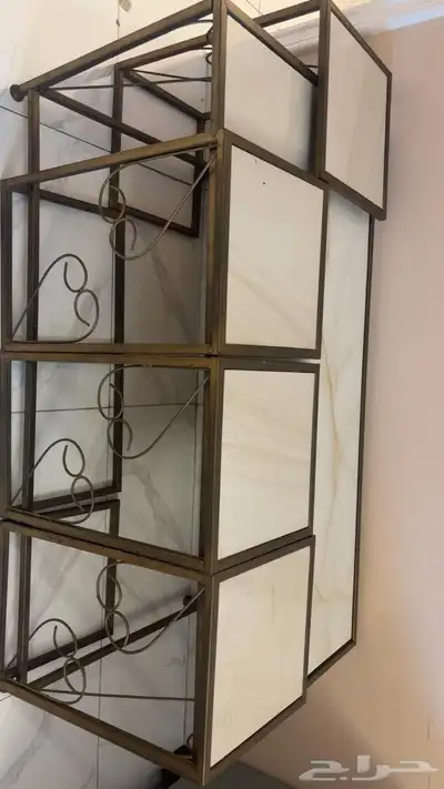 طاولات للبيع المستعجل 0
