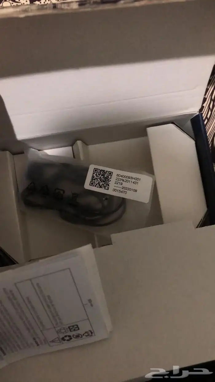 --- للبيع جهاز موتورولا بحالة ممتازة الموديل  Motorola الذا 5