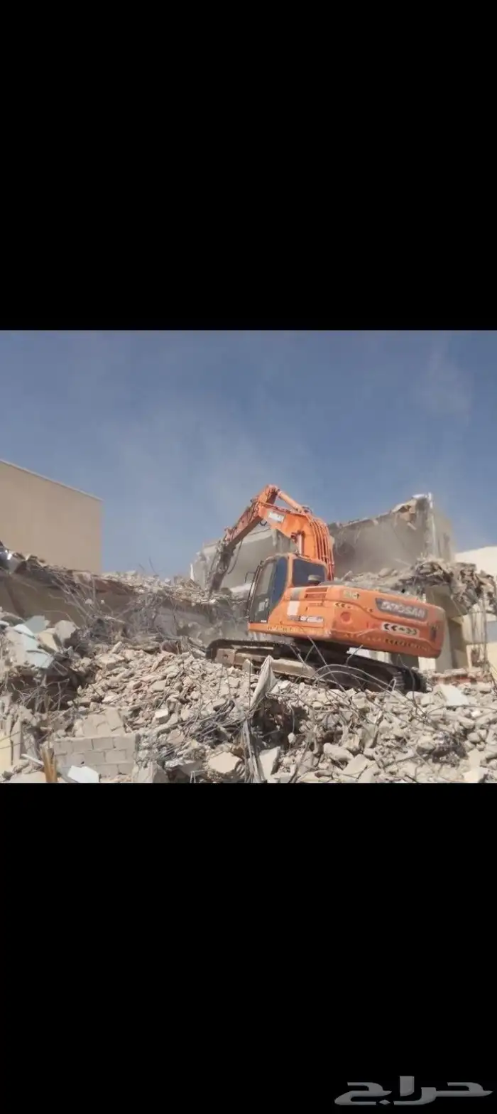 بوكلين لهدم المباني السكنيه مقابل السكراب 0