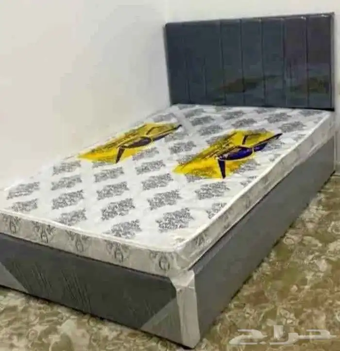 بيت المفروشات والشنط 2