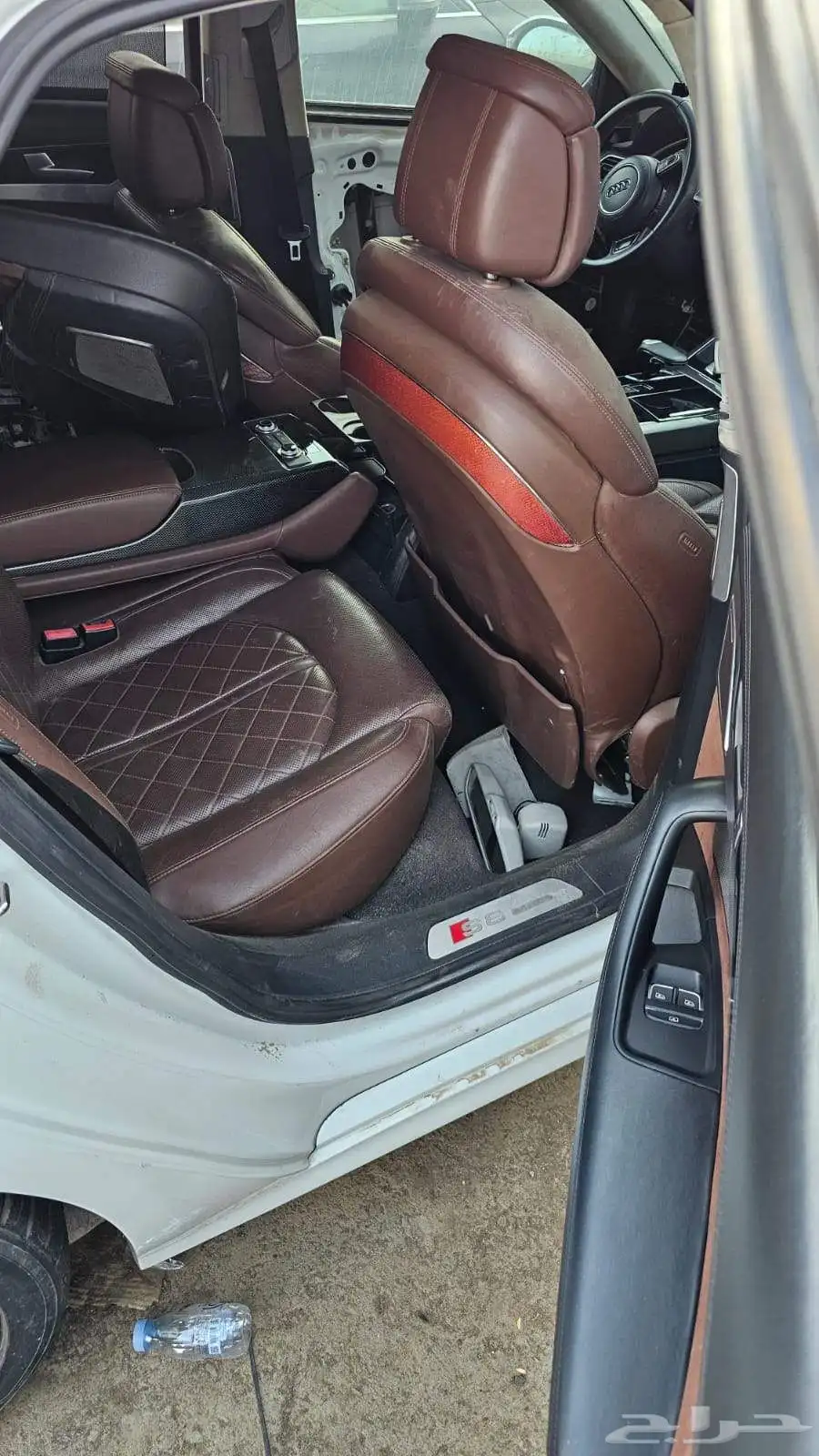 تشليح قطع Audi S8 3