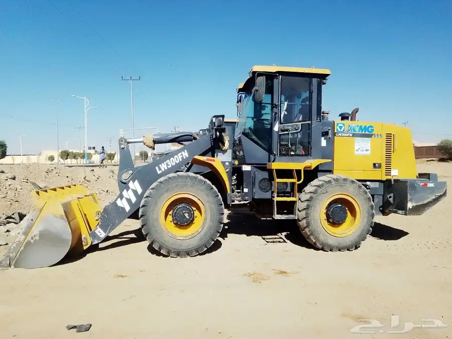شيول صيني نظيف للبيع قير حجم 300 التواصل على هذا الرقم. 2