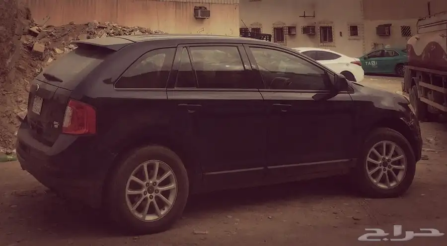 سياره فورد 2009 نضيف للبيع على السوم بداية السوم 10الف 9