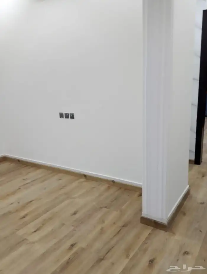 ارضيات باركيه خشب باقل سعر 22