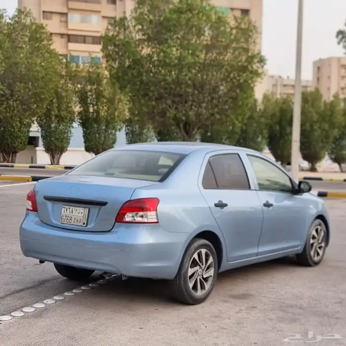 تويوتا يارس 2012 جير اتوماتيك 12