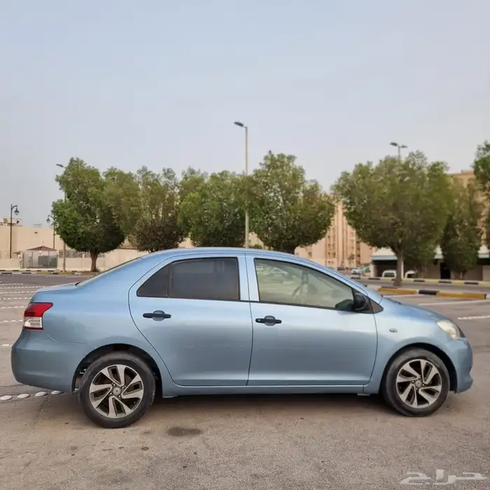 تويوتا يارس 2012 جير اتوماتيك 21