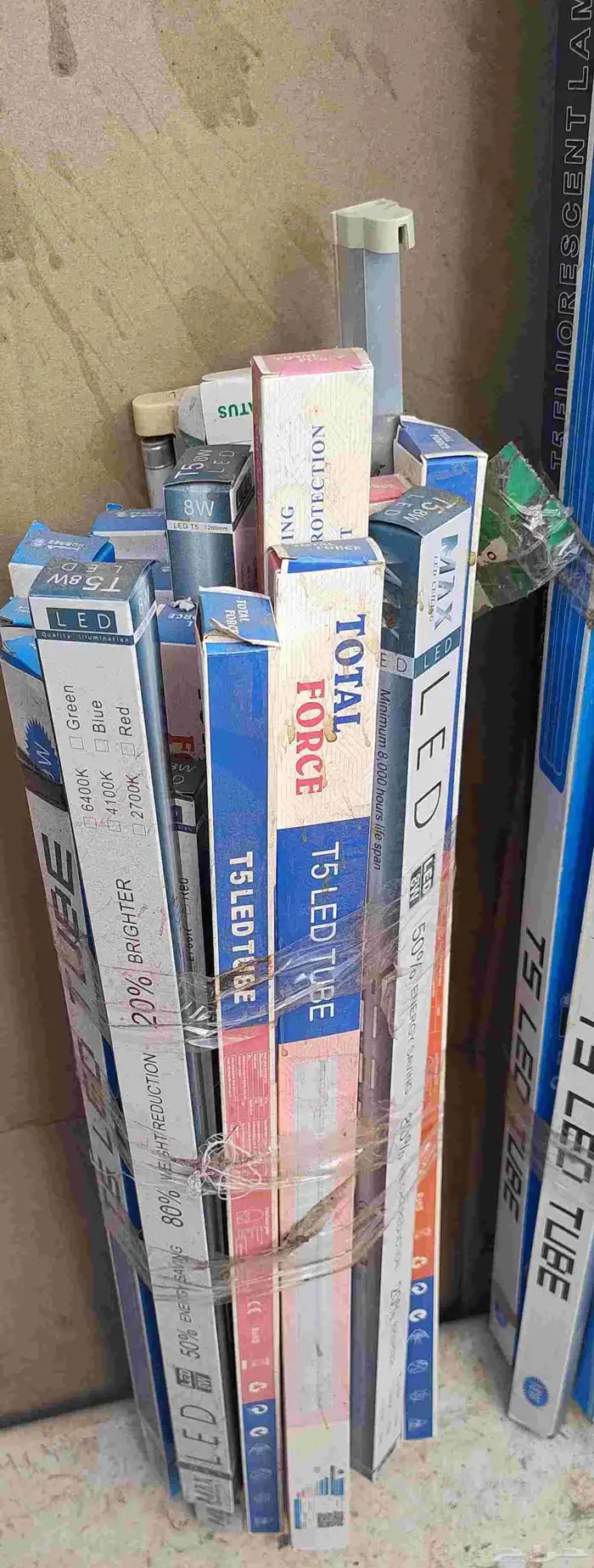 حزمة كاملة من أضواء LED للبيع أكثر من 100 قطعة 37