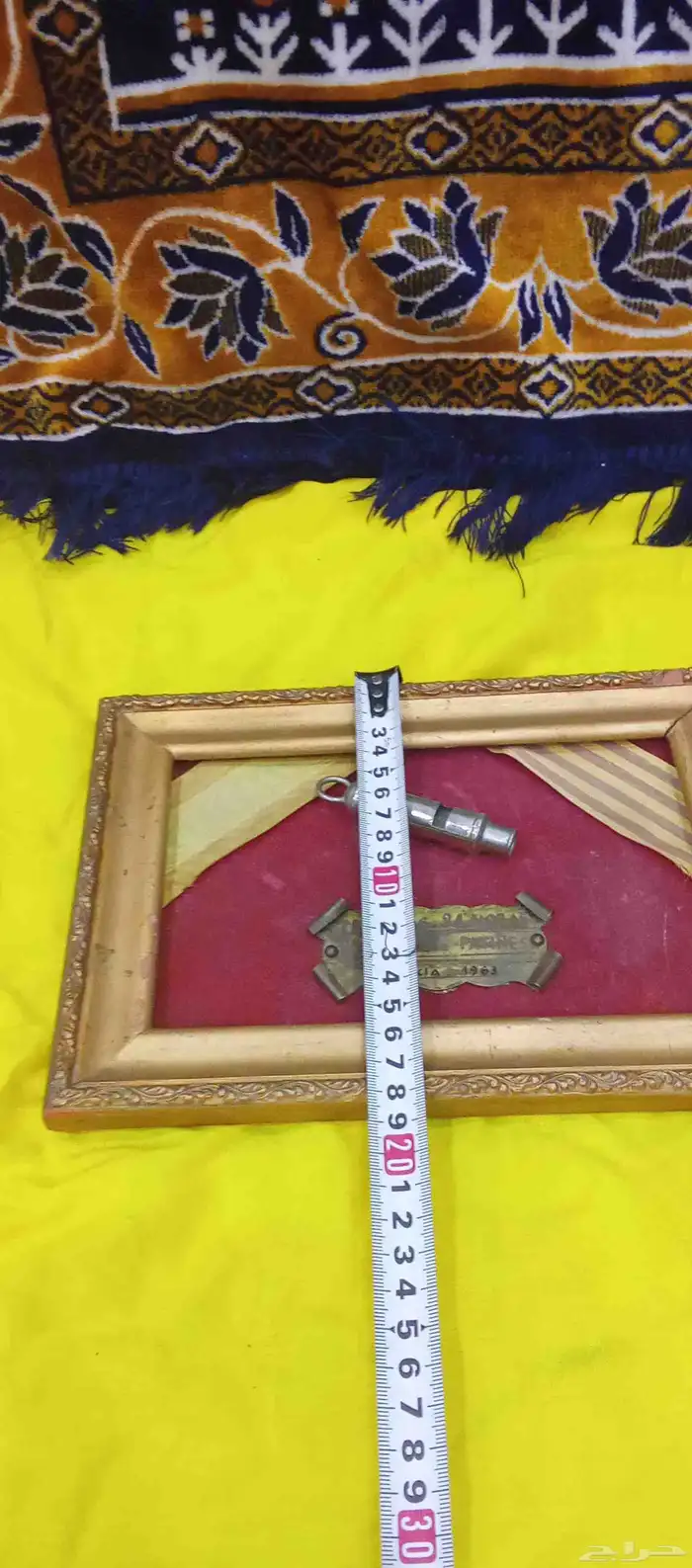 صفاره تراثيه عليها تاريخ 1963 فالنسيا مع حق مفاتيح فالنسيا 5