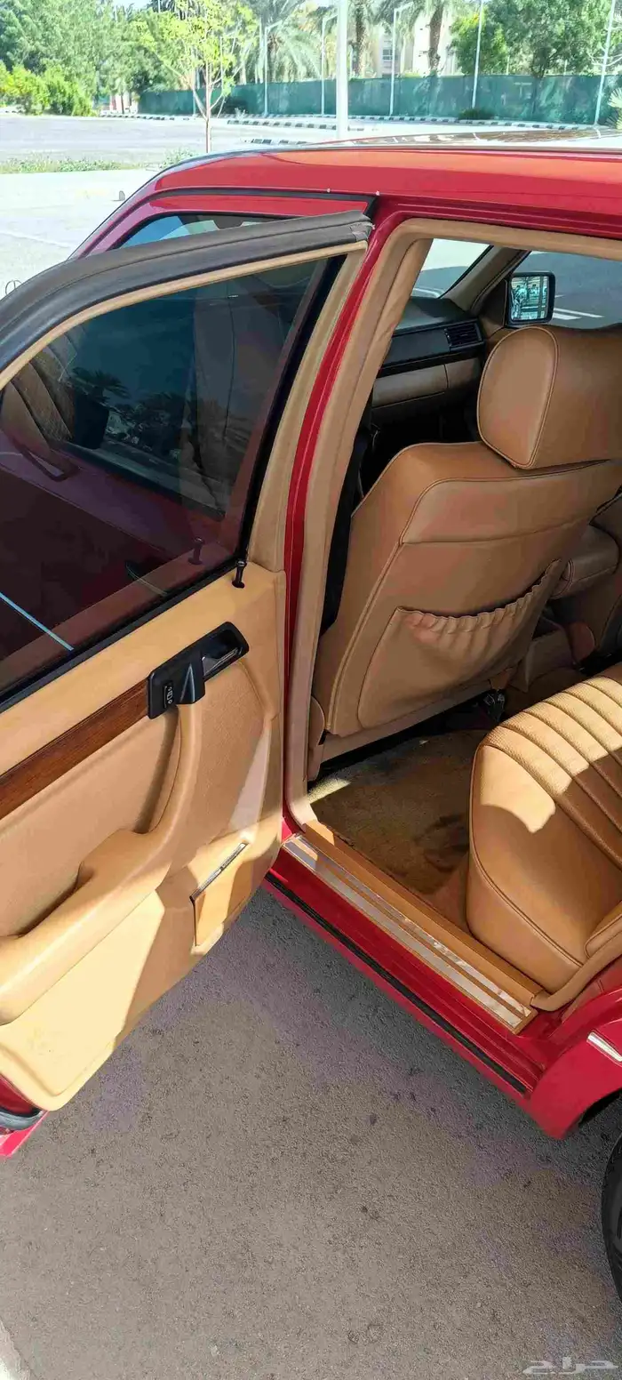 مرسيدس 1990 W124 فرخ الشبح ( سته سلندر نظيف مخزن ) 300E 12