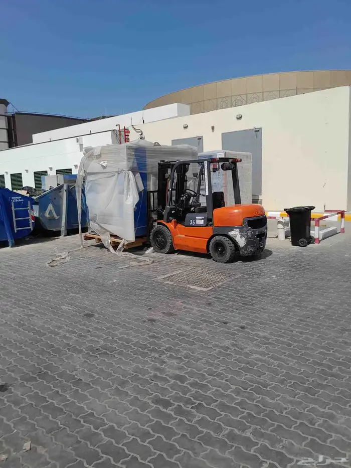 رافعة شوكية فوركلفت للايجار جده 0