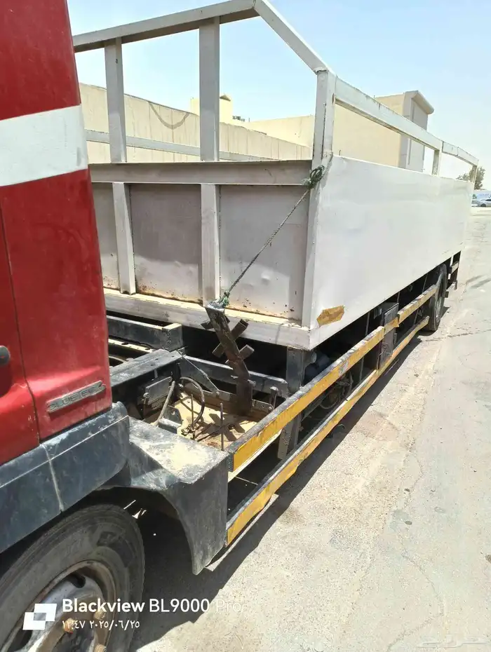للبيع قطع غيار مرسيدس اتيكو 2