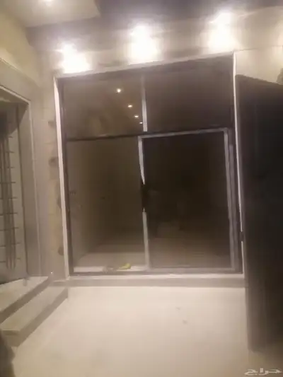 نوافذ الالمونيوم سرايا وعادي باب وشباك مح زجاج دبل 0