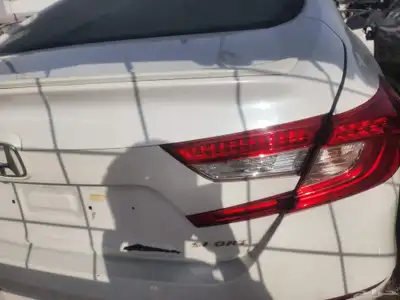 هوندا اكورد موديل 2022 تشليح قطع غيار 3