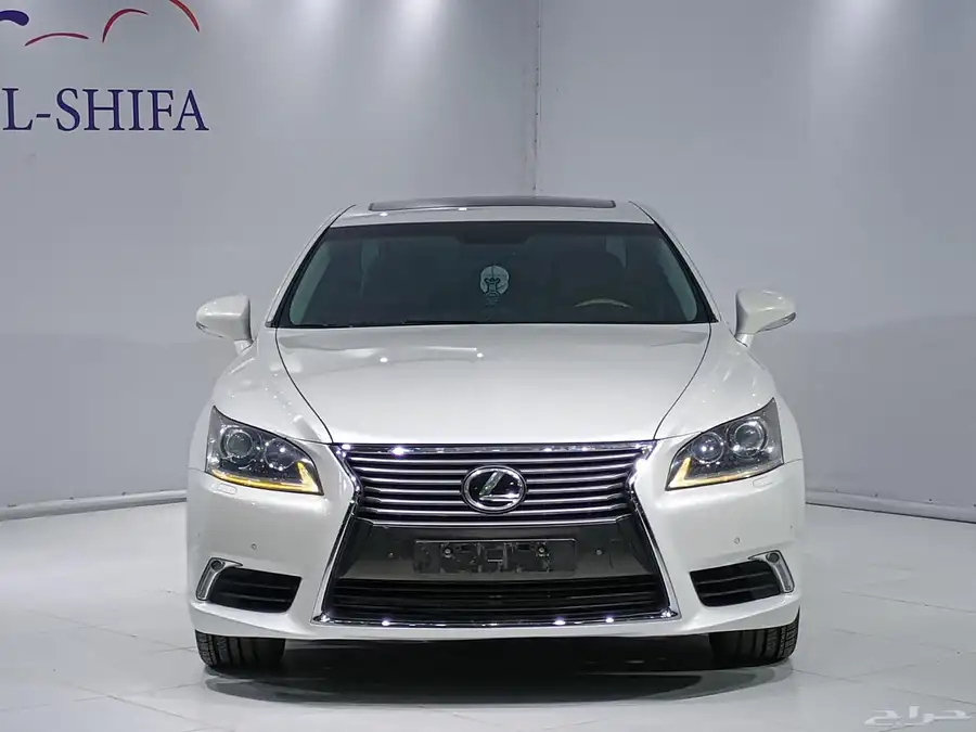 لكزس LS460 2013 9