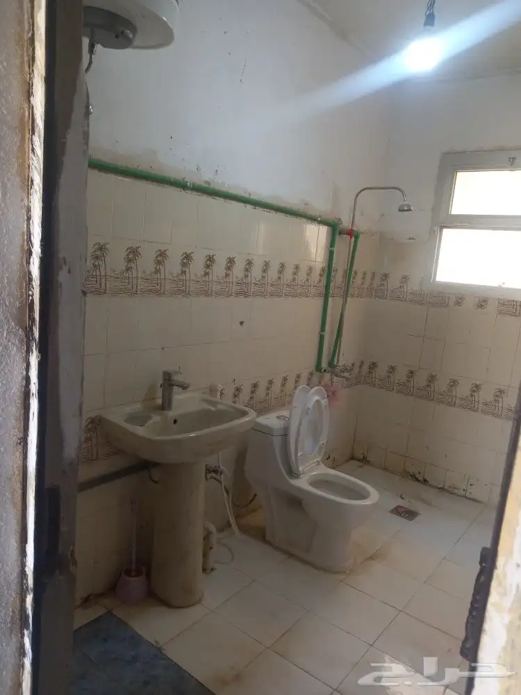 ملحق علوي للايجار 2