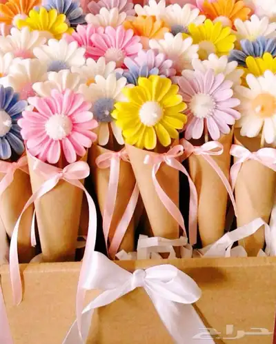 شموع معطرة وشموع فواحة توزيعات وهدايا 12