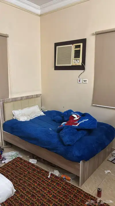 سريرن بمراتب طيبه ودولاب للبيع 0