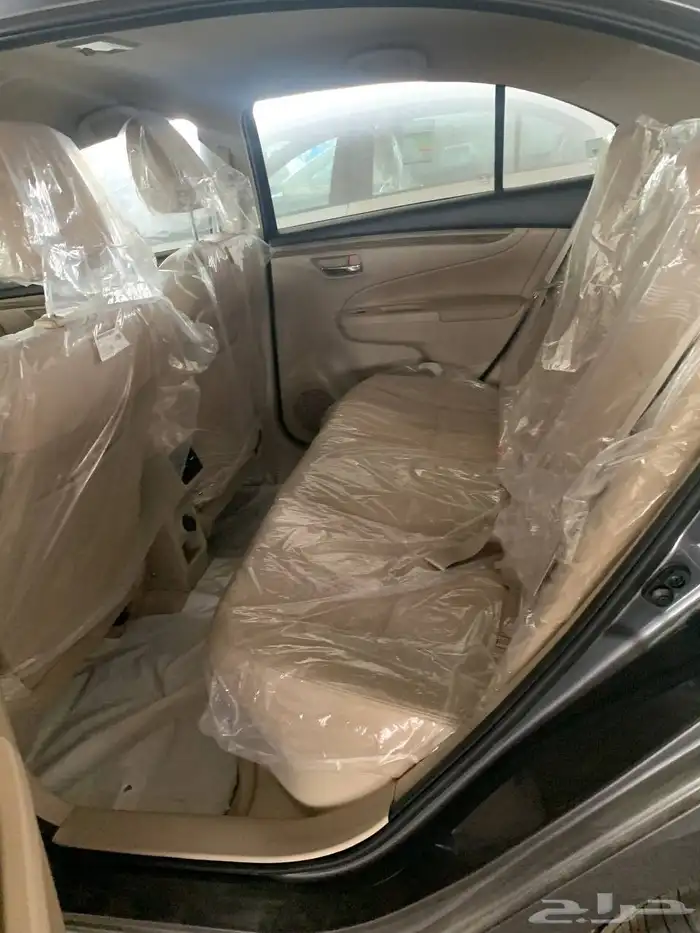 سوزوكي سياز ستاندر 2025 13