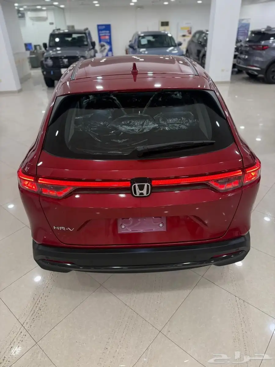 هوندا اتش أر في 2024 Lx 17