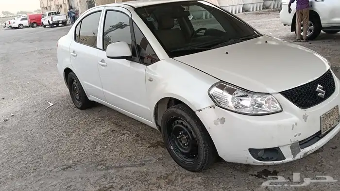 سوزوكي sx4 2011 6