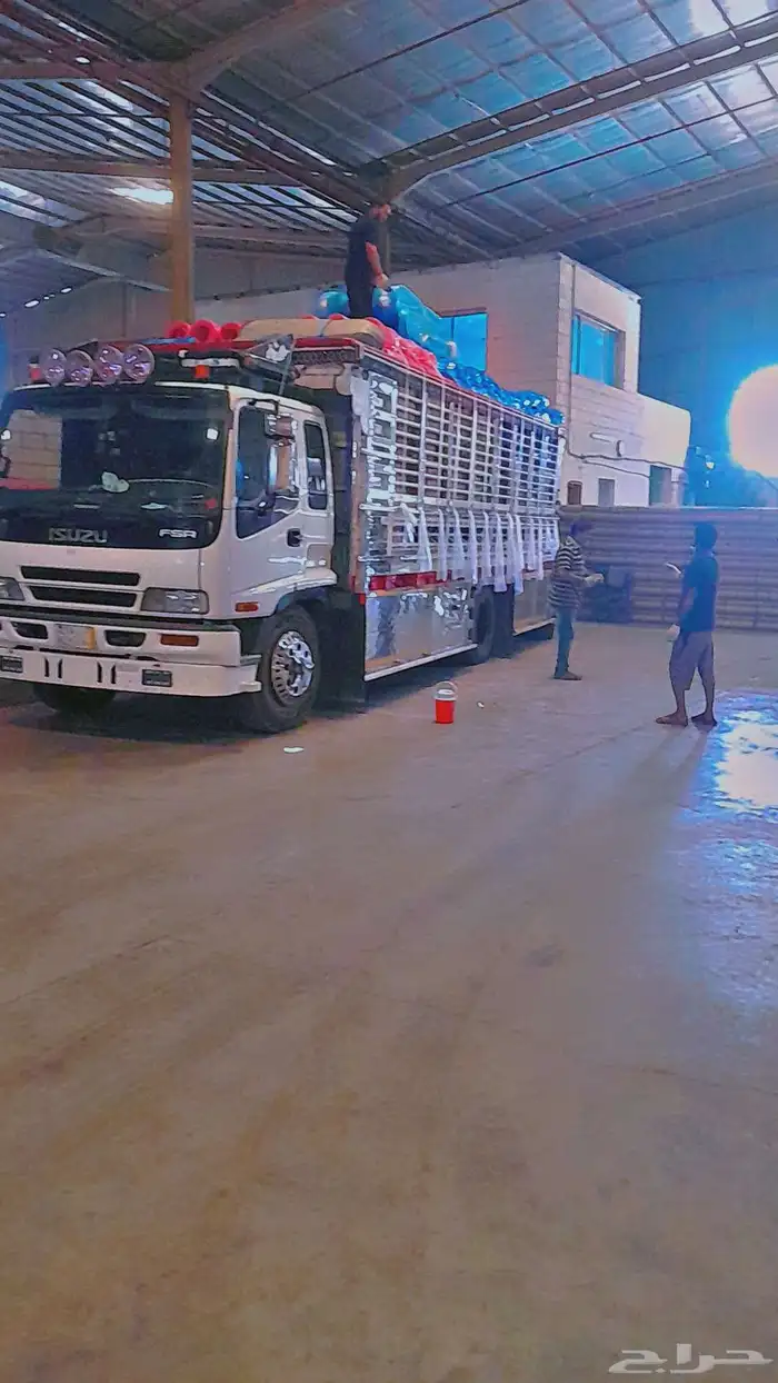 لوري 7متر صندوق شبك 0