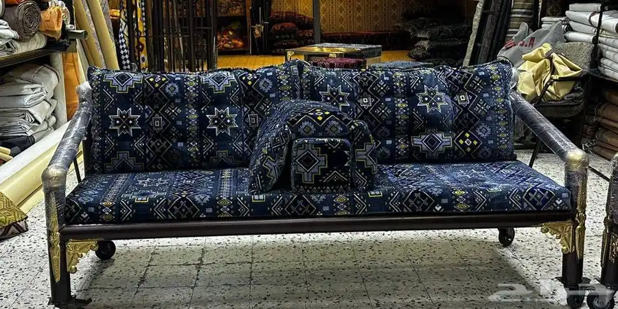 كراسي حديد جلسات اسفنج تصلح للأحواش 0