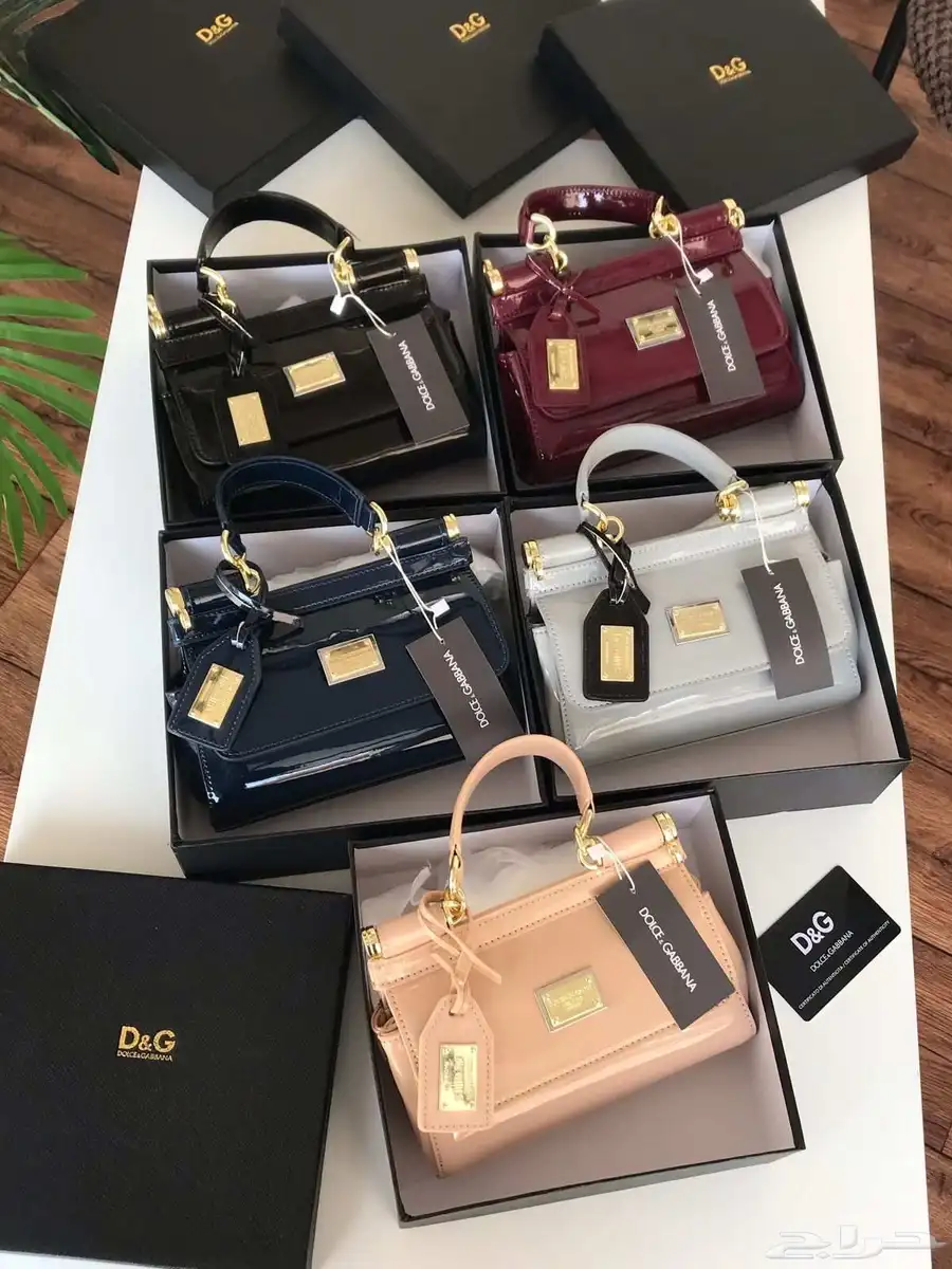 شنط ماركات جمله وتفرقه للطلب والاستفسار واتس 0