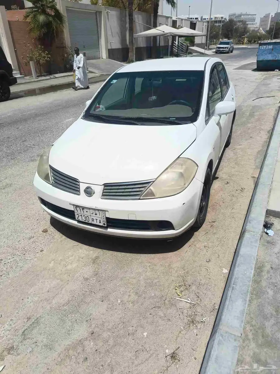 Nissan tida 2008 for sale good condition 14000 sar 1