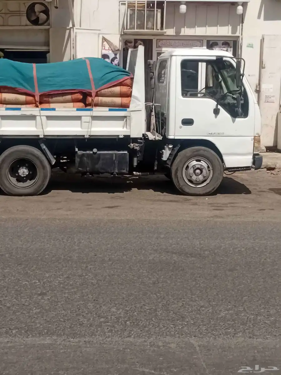 قلاب للبيع ايسوزو موديل 2001 مكينه قير على الشرط مجدد 2