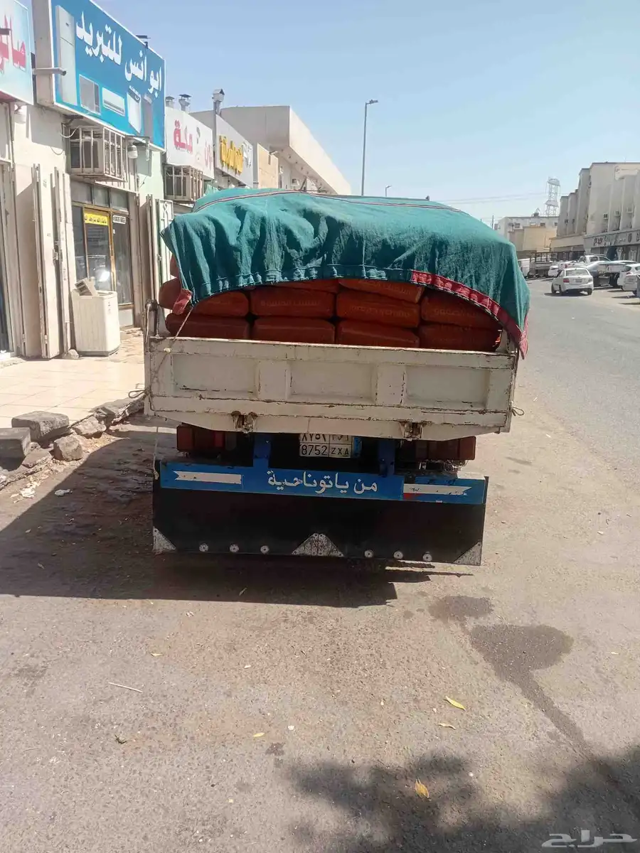 قلاب للبيع ايسوزو موديل 2001 مكينه قير على الشرط مجدد 4