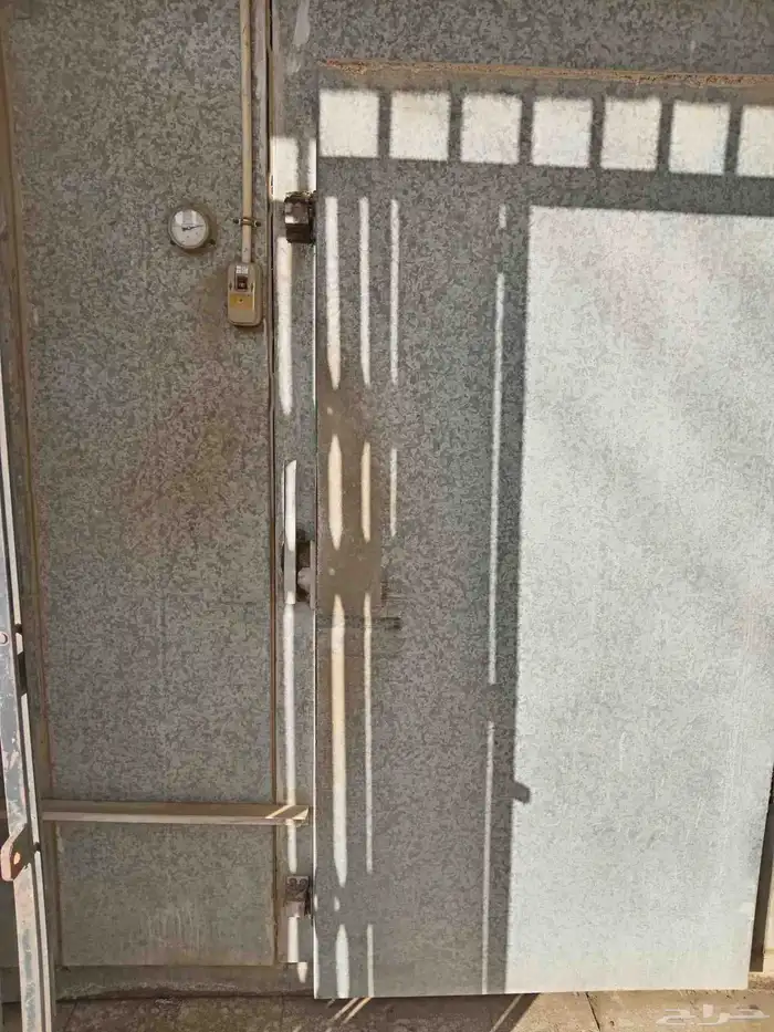 للبيع غرفتين واحدة تجميد واحده تبريد 3