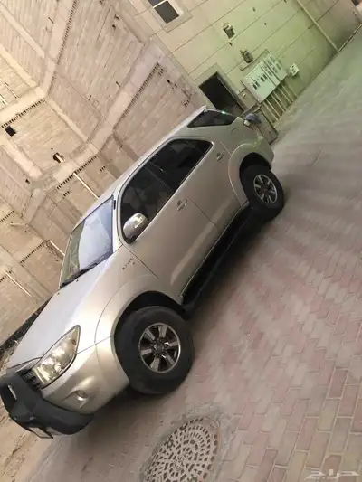 تويوتا فورتشنر 2009 1