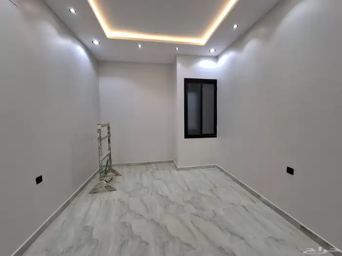 دور ارضي بحي الغروب بصك مستقل 300 متر شغل شخصي 17