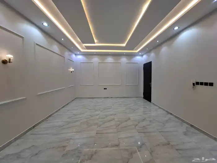 دور ارضي بحي الغروب بصك مستقل 300 متر شغل شخصي 10